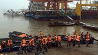 Крушение судна в Китае 18 погибших, 424 человека пропали без вести.